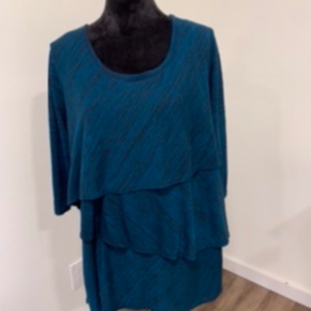 Teal long sleeve top